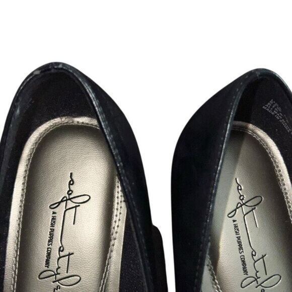 Soft Style by Hush Puppies Black Low Heel - Size 8.5W - Picture 3 of 9